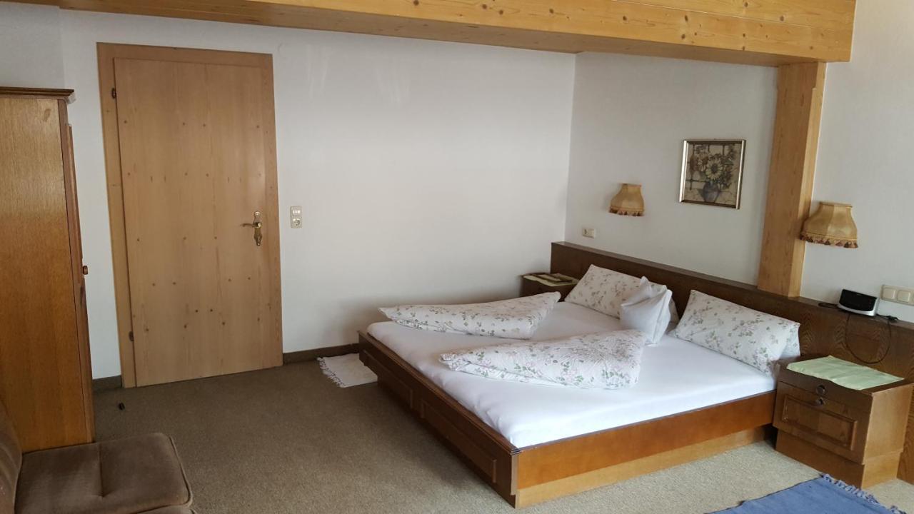 Gaestehaus Valentina Mayrhofen Zewnętrze zdjęcie
