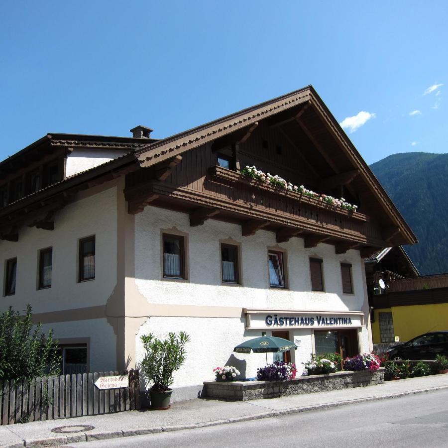 Gaestehaus Valentina Mayrhofen Zewnętrze zdjęcie